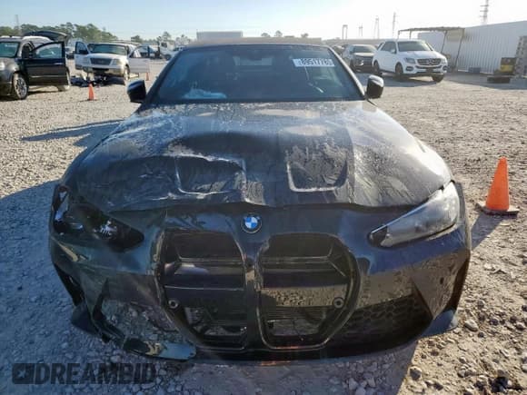 ✅ 2024 BMW M4 Competition xDrive • VIN: WBS33BA05RCN89663 • Lot: 89517785. Wystawiony na Copart z przebiegiem 16 655 mil. Bezpłatny archiwum sprzedaży aukcyjnych z USA i szczegółowy raport historii pojazdu na DreamBid. Zdjęcie 5.