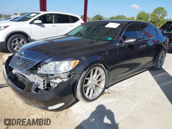 ✅ 2008 Lexus LS 460 • VIN: JTHBL46F185071420 • Lot: 43733303. Wystawiony na IAAI z przebiegiem 97 072 mil. Bezpłatny archiwum sprzedaży aukcyjnych z USA i szczegółowy raport historii pojazdu na DreamBid. Zdjęcie 2.