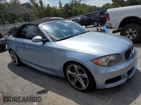 ✅ 2009 BMW 1 Series 135i • VIN: WBAUN93589VK41218 • Лот: 70551355. Опубликован ранее на Copart с пробегом 105 773 миль. Бесплатный доступ к архиву аукционных продаж из США и подробный отчёт об истории автомобиля на DreamBid. Изображение 4.