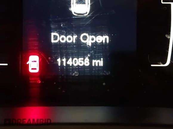 ✅ 2016 Jeep Cherokee Sport • VIN: 1C4PJLAB7GW212267 • Lot: 43614125. Listed on IAAI with 114,058 mi. Free auction sales archive from the USA and detailed vehicle history report at DreamBid. Image 16.