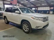 ✅ 2013 Toyota Highlander Plus • VIN: 5TDBK3EHXDS181999 • Lot: 94299105. Listed on Copart with 158,186 mi. Free auction sales archive from the USA and detailed vehicle history report at DreamBid. Image 4.