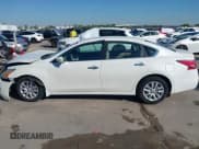 ✅ 2015 Nissan Altima SV • VIN: 1N4AL3AP5FC579704 • Lot: 43518349. Wystawiony na IAAI z przebiegiem 157 687 mil. Bezpłatny archiwum sprzedaży aukcyjnych z USA i szczegółowy raport historii pojazdu na DreamBid. Zdjęcie 14.