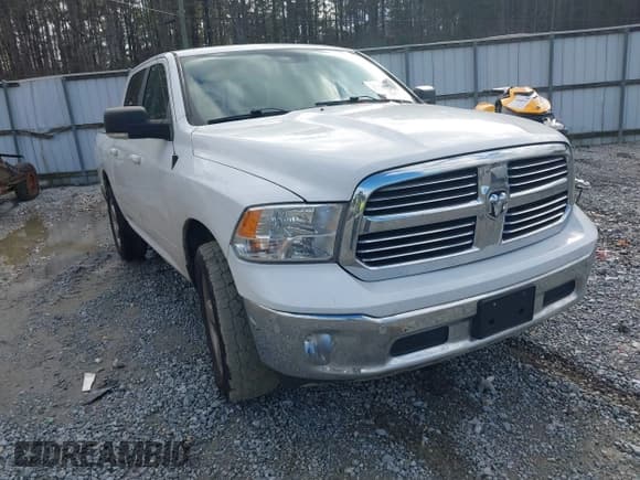 ✅ 2019 Ram 1500 SLT • VIN: 1C6RR7LT5KS593428 • Лот: 43761407. Опубликован ранее на IAAI с пробегом 187 722 миль. Бесплатный доступ к архиву аукционных продаж из США и подробный отчёт об истории автомобиля на DreamBid. Изображение 1.