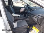 ✅ 2017 Ford Escape SE • VIN: 1FMCU0GD0HUD81987 • Lot: 43537163. Listed on IAAI with 21,895 mi. Free auction sales archive from the USA and detailed vehicle history report at DreamBid. Image 5.