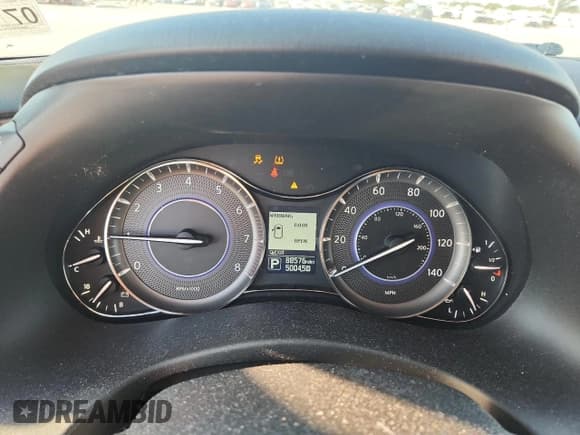 ✅ 2016 Infiniti QX80 • VIN: JN8AZ2NDXG9801191 • Lot: 92753455. Wystawiony na Copart z przebiegiem 88 576 mil. Bezpłatny archiwum sprzedaży aukcyjnych z USA i szczegółowy raport historii pojazdu na DreamBid. Zdjęcie 9.