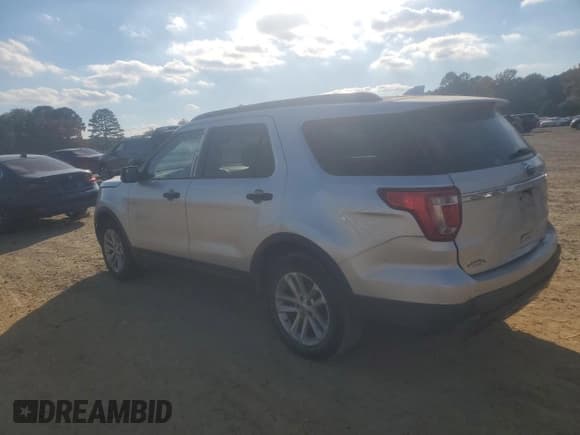 ✅ 2016 Ford Explorer • VIN: 1FM5K7B87GGC91220 • Lot: 91839745. Wystawiony na Copart z przebiegiem 169 923 mil. Bezpłatny archiwum sprzedaży aukcyjnych z USA i szczegółowy raport historii pojazdu na DreamBid. Zdjęcie 2.