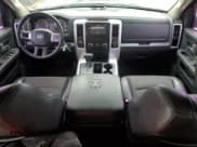 ✅ 2010 Dodge 1500 ST • VIN: 1D7RV1GT9AS175261 • Lot: 65811215. Wystawiony na Copart z przebiegiem 128 613 mil. Bezpłatny archiwum sprzedaży aukcyjnych z USA i szczegółowy raport historii pojazdu na DreamBid. Zdjęcie 8.