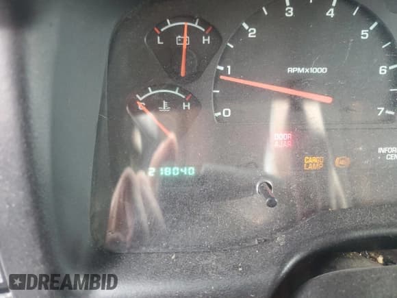 ✅ 2002 Dodge Dakota Sport • VIN: 1B7HG38N92S639985 • Lot: 86164664. Wystawiony na Copart z przebiegiem 218 040 mil. Bezpłatny archiwum sprzedaży aukcyjnych z USA i szczegółowy raport historii pojazdu na DreamBid. Zdjęcie 9.