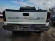 2004 Chevrolet Silverado 2500HD LS с VIN 1GCHK29U24E395189, выставлен на аукционе Copart как лот 85279365 с пробегом 220 485 миль миль и Списание • Salvage title. История ставок и продаж доступна на DreamBid. Изображение 6.