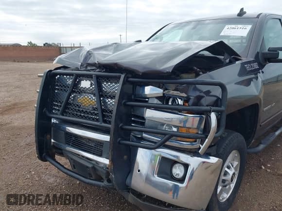 ✅ 2015 Chevrolet Silverado 2500HD LT • VIN: 1GC1KVEG9FF527686 • Lot: 42061516. Listed on IAAI with 248,855 mi. Free auction sales archive from the USA and detailed vehicle history report at DreamBid. Image 6.