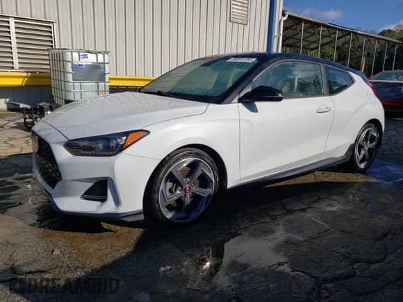 2019 Hyundai Veloster Turbo R-Spec с VIN KMHTH6AB7KU019421, выставлен на аукционе Copart как лот 79091154 с пробегом Не указан миль и На запчасти • Non repairable. История ставок и продаж доступна на DreamBid. Изображение 1.