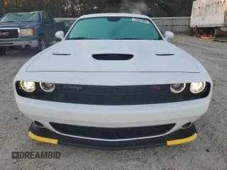 ✅ 2023 Dodge Challenger R/T Scat Pack • VIN: 2C3CDZFJ2PH681908 • Lot: 75594964. Wystawiony na Copart z przebiegiem 7 896 mil. Bezpłatny archiwum sprzedaży aukcyjnych z USA i szczegółowy raport historii pojazdu na DreamBid. Zdjęcie 5.