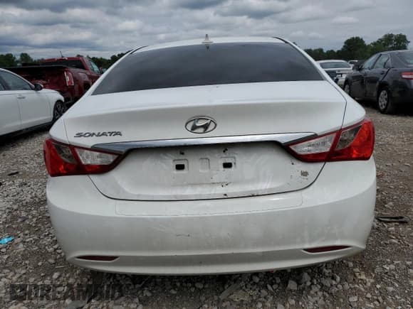 ✅ 2013 Hyundai Sonata GLS • VIN: 5NPEB4AC7DH677393 • Lot: 58407724. Listed on Copart with 140,468 mi. Free auction sales archive from the USA and detailed vehicle history report at DreamBid. Image 6.