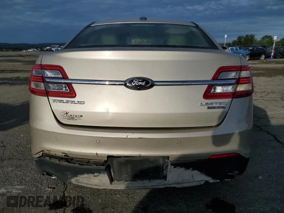✅ 2018 Ford Taurus Limited • VIN: 1FAHP2F83JG101569 • Lot: 80119095. Listed on Copart with 92,076 mi. Free auction sales archive from the USA and detailed vehicle history report at DreamBid. Image 6.