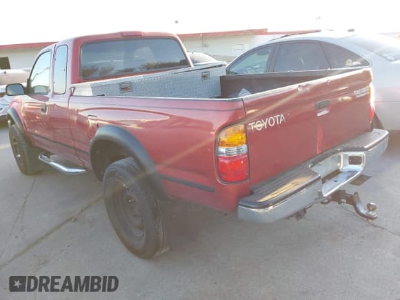 ✅ 2001 Toyota Tacoma PreRunner • VIN: 5TESN92N31Z879535 • Lot: 43708483. Wystawiony na IAAI z przebiegiem Nie podano. Bezpłatny archiwum sprzedaży aukcyjnych z USA i szczegółowy raport historii pojazdu na DreamBid. Zdjęcie 3.