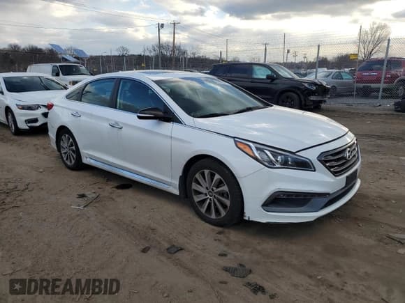 ✅ 2016 Hyundai Sonata Sport • VIN: 5NPE34AFXGH349087 • Lot: 38489943. Listed on Copart with 70,852 mi. Free auction sales archive from the USA and detailed vehicle history report at DreamBid. Image 4.