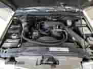 2000 Chevrolet Blazer LT with VIN 1GNDT13W8Y2260247, listed as a Copart auction lot 61902915 with 280,378 mi miles and Salvage title. Bid and sale history available at DreamBid. Image 12.