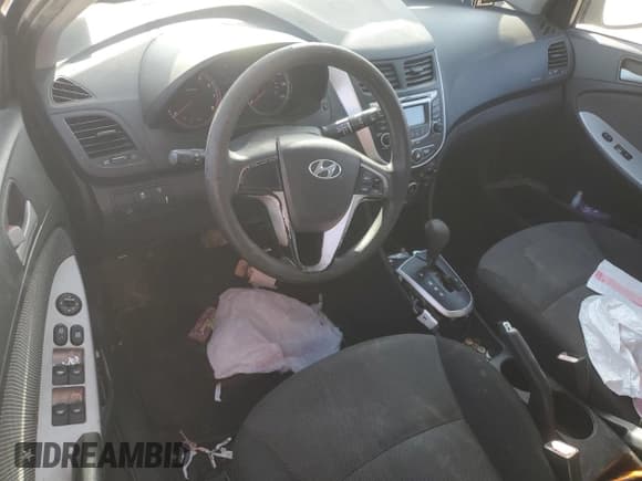 ✅ 2013 Hyundai Accent GS • VIN: KMHCT5AE6DU082550 • Лот: 48239415. Опубликован ранее на Copart с пробегом 160 413 миль. Бесплатный доступ к архиву аукционных продаж из США и подробный отчёт об истории автомобиля на DreamBid. Изображение 8.