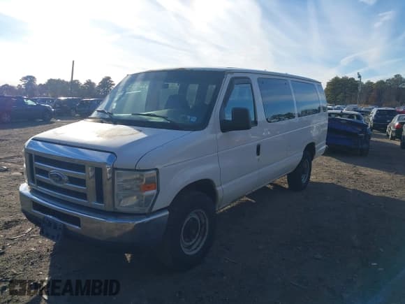 ✅ 2008 Ford Econoline Passenger XL • VIN: 1FBSS31L08DB22945 • Lot: 41315012. Listed on IAAI with 330,809 mi. Free auction sales archive from the USA and detailed vehicle history report at DreamBid. Image 2.