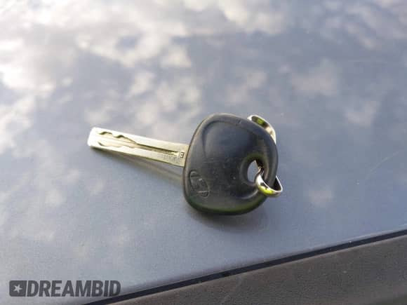 2013 Hyundai Sonata GLS with VIN 5NPEB4AC9DH717702, listed as a IAAI auction lot 43407726 with 186,920 mi miles and . Bid and sale history available at DreamBid. Image 11.