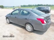 ✅ 2016 Nissan Versa SV • VIN: 3N1CN7APXGL877632 • Lot: 42893647. Wystawiony na IAAI z przebiegiem 139 139 mil. Bezpłatny archiwum sprzedaży aukcyjnych z USA i szczegółowy raport historii pojazdu na DreamBid. Zdjęcie 3.