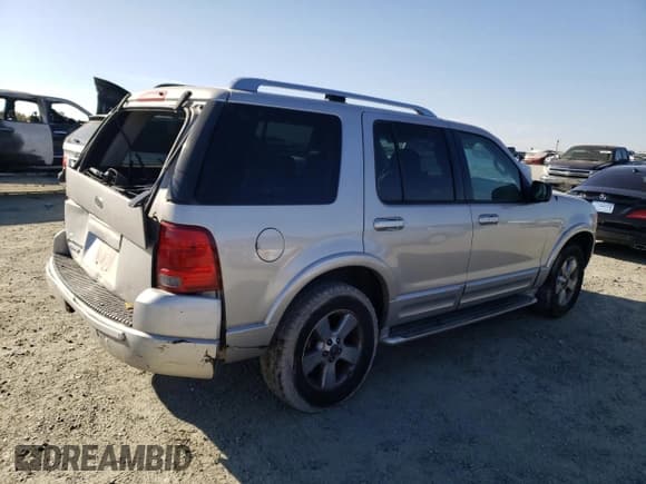 ✅ 2003 Ford Explorer Limited • VIN: 1FMDU75K13ZB02783 • Лот: 72840324. Опубликован ранее на Copart с пробегом Не указан. Бесплатный доступ к архиву аукционных продаж из США и подробный отчёт об истории автомобиля на DreamBid. Изображение 3.