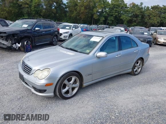 ✅ 2006 Mercedes-Benz C 230 Sport • VIN: WDBRF52H26F751918 • Lot: 43149750. Listed on IAAI with 227,024 mi. Free auction sales archive from the USA and detailed vehicle history report at DreamBid. Image 2.
