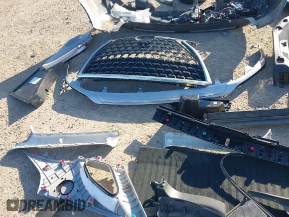 ✅ 2022 Lexus RX 450h • VIN: 2T2JGMDA3NC085550 • Лот: 43839819. Опубликован ранее на IAAI с пробегом 27 640 миль. Бесплатный доступ к архиву аукционных продаж из США и подробный отчёт об истории автомобиля на DreamBid. Изображение 21.