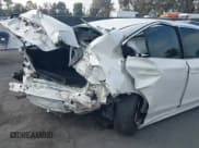 ✅ 2015 Subaru Legacy 2.5i • VIN: 4S3BNBA62F3072866 • Lot: 43540977. Wystawiony na IAAI z przebiegiem 175 390 mil. Bezpłatny archiwum sprzedaży aukcyjnych z USA i szczegółowy raport historii pojazdu na DreamBid. Zdjęcie 6.