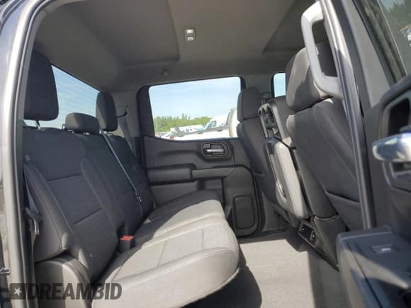 ✅ 2022 Chevrolet Silverado 1500 Custom • VIN: 3GCPABEK7NG580528 • Lot: 92401915. Listed on Copart with 30,801 mi. Free auction sales archive from the USA and detailed vehicle history report at DreamBid. Image 10.