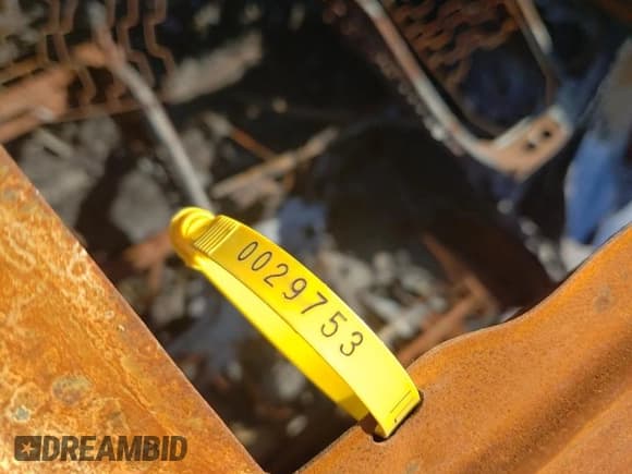 ✅ 2019 Chevrolet Silverado 1500 LT Trail Boss • VIN: 1GCPYFED1KZ146878 • Lot: 59704045. Wystawiony na Copart z przebiegiem Nie podano. Bezpłatny archiwum sprzedaży aukcyjnych z USA i szczegółowy raport historii pojazdu na DreamBid. Zdjęcie 12.