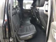 ✅ 2019 Ram 1500 Sport • VIN: 1C6SRFET2KN777376 • Lot: 43051055. Wystawiony na Copart z przebiegiem Nie podano. Bezpłatny archiwum sprzedaży aukcyjnych z USA i szczegółowy raport historii pojazdu na DreamBid. Zdjęcie 10.