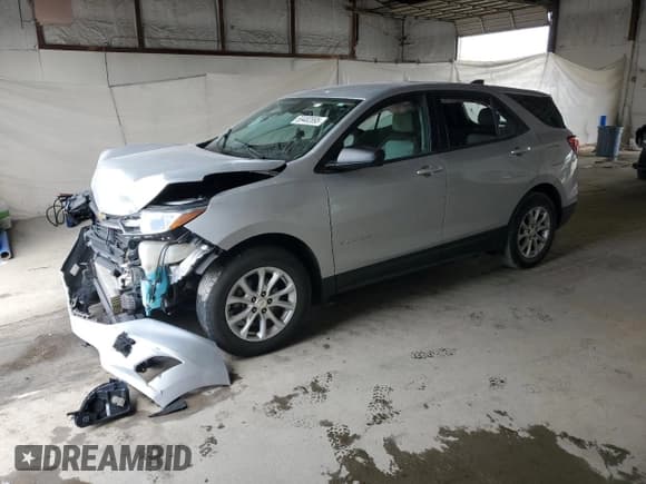 ✅ 2018 Chevrolet Equinox LS • VIN: 2GNAXHEV4J6351500 • Лот: 69482895. Опубликован ранее на Copart с пробегом 120 718 миль. Бесплатный доступ к архиву аукционных продаж из США и подробный отчёт об истории автомобиля на DreamBid. Изображение 1.
