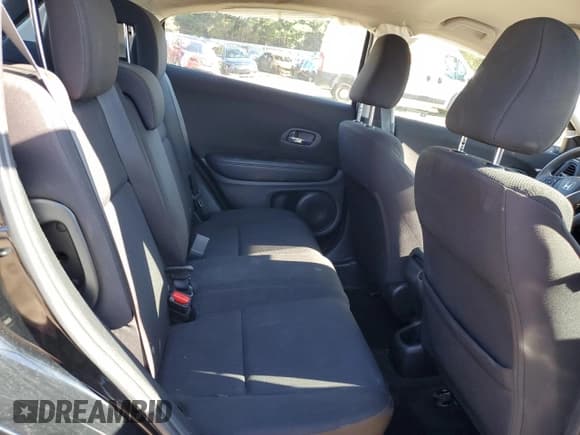 ✅ 2018 Honda HR-V LX • VIN: 3CZRU6H32JG700929 • Лот: 86542305. Опубликован ранее на Copart с пробегом 69 076 миль. Бесплатный доступ к архиву аукционных продаж из США и подробный отчёт об истории автомобиля на DreamBid. Изображение 10.