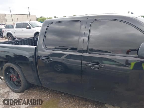 ✅ 2009 Chevrolet Silverado 1500 • VIN: 3GCEC33J49G148325 • Lot: 42208402. Wystawiony na IAAI z przebiegiem 200 901 mil. Bezpłatny archiwum sprzedaży aukcyjnych z USA i szczegółowy raport historii pojazdu na DreamBid. Zdjęcie 13.