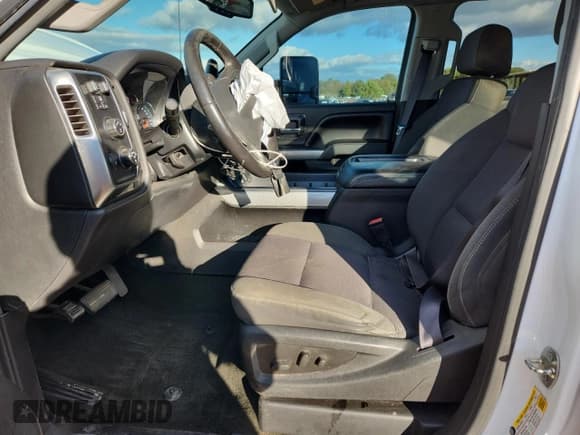 ✅ 2015 Chevrolet Silverado 2500HD LT • VIN: 1GC1KVEG8FF643056 • Лот: 90825615. Опубликован ранее на Copart с пробегом 148 563 миль. Бесплатный доступ к архиву аукционных продаж из США и подробный отчёт об истории автомобиля на DreamBid. Изображение 7.