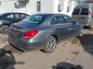 ✅ 2017 Mercedes-Benz C 300 • VIN: 55SWF4KB7HU190308 • Lot: 41138140. Wystawiony na IAAI z przebiegiem 71 732 mil. Bezpłatny archiwum sprzedaży aukcyjnych z USA i szczegółowy raport historii pojazdu na DreamBid. Zdjęcie 4.