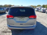 ✅ 2020 Chrysler Pacifica Limited • VIN: 2C4RC1GG4LR216810 • Лот: 43475979. Опубликован ранее на IAAI с пробегом 60 750 миль. Бесплатный доступ к архиву аукционных продаж из США и подробный отчёт об истории автомобиля на DreamBid. Изображение 16.