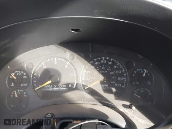 ✅ 2000 Chevrolet Blazer LT • VIN: 1GNDT13W6Y2383741 • Lot: 40957201. Wystawiony na IAAI z przebiegiem 215 604 mil. Bezpłatny archiwum sprzedaży aukcyjnych z USA i szczegółowy raport historii pojazdu na DreamBid. Zdjęcie 7.