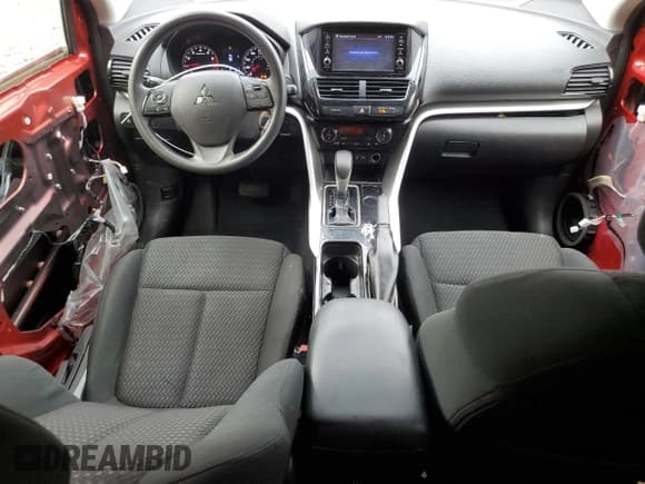 ✅ 2022 Mitsubishi Eclipse Cross ES • VIN: JA4ASUAA1NZ002608 • Lot: 84584785. Listed on Copart with 46,968 mi. Free auction sales archive from the USA and detailed vehicle history report at DreamBid. Image 8.