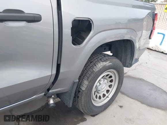 ✅ 2023 Chevrolet Colorado 2WD Work Truck • VIN: 1GCGSBEC8P1176774 • Лот: 43587268. Опубликован ранее на IAAI с пробегом 37 626 миль. Бесплатный доступ к архиву аукционных продаж из США и подробный отчёт об истории автомобиля на DreamBid. Изображение 21.