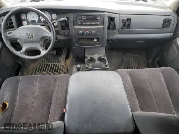✅ 2003 Dodge 1500 ST • VIN: 1D7HU18DX3S222659 • Лот: 72641124. Размещён на Copart с пробегом 127 538 миль миль. Получите бесплатный доступ к архиву аукционных продаж из США и посмотрите подробный отчёт об истории автомобиля на DreamBid. Изображение 8.