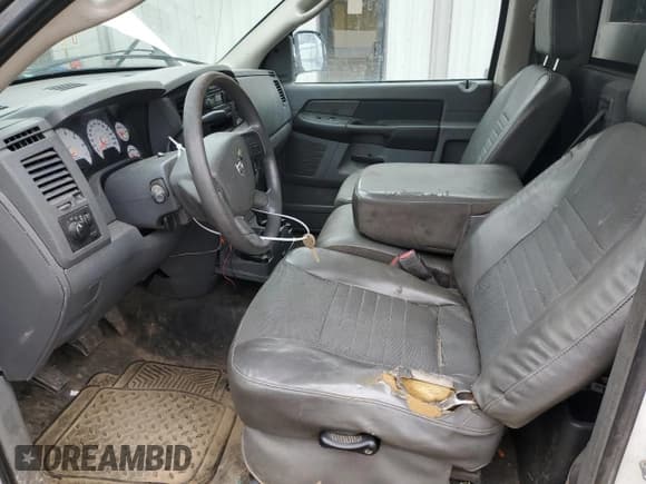 ✅ 2009 Dodge 2500 SLT • VIN: 3D7KR26T79G555179 • Лот: 47322185. Опубликован ранее на Copart с пробегом 221 667 миль. Бесплатный доступ к архиву аукционных продаж из США и подробный отчёт об истории автомобиля на DreamBid. Изображение 7.