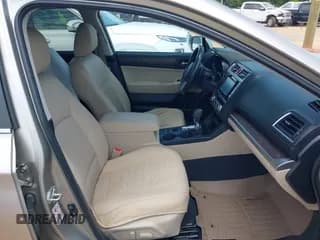 ✅ 2016 Subaru Outback Limited • VIN: 4S4BSBNC8G3221738 • Lot: 42171153. Wystawiony na IAAI z przebiegiem 121 346 mil. Bezpłatny archiwum sprzedaży aukcyjnych z USA i szczegółowy raport historii pojazdu na DreamBid. Zdjęcie 5.