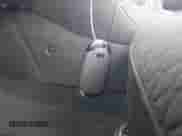 2020 Hyundai Veloster z VIN KMHT36AH9LU007422, wystawiony jako IAAI lot #42513370 z przebiegiem 102 805 mil mil oraz . Historia ofert i sprzedaży dostępna na DreamBid. Obrazek 11.