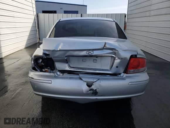 2004 Hyundai Sonata z VIN KMHWF25S04A039620, wystawiony jako Copart lot #84199634 z przebiegiem 227 690 mil mil oraz Szkoda całkowita • Salvage title. Historia ofert i sprzedaży dostępna na DreamBid. Obrazek 6.