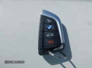 ✅ 2025 BMW 3 Series 330i xDrive • VIN: 3MW89CW04S8F14070 • Lot: 42202643. Wystawiony na IAAI z przebiegiem 1 561 mil. Bezpłatny archiwum sprzedaży aukcyjnych z USA i szczegółowy raport historii pojazdu na DreamBid. Zdjęcie 11.