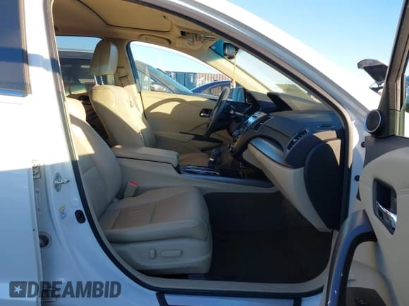 ✅ 2013 Acura RDX Technology • VIN: 5J8TB3H56DL014340 • Lot: 43534668. Wystawiony na IAAI z przebiegiem 131 989 mil. Bezpłatny archiwum sprzedaży aukcyjnych z USA i szczegółowy raport historii pojazdu na DreamBid. Zdjęcie 5.