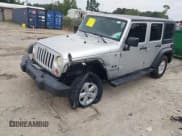 ✅ 2008 Jeep Wrangler Unlimited X • VIN: 1J4GA39148L526953 • Lot: 42924847. Wystawiony na IAAI z przebiegiem 155 722 mil. Bezpłatny archiwum sprzedaży aukcyjnych z USA i szczegółowy raport historii pojazdu na DreamBid. Zdjęcie 2.
