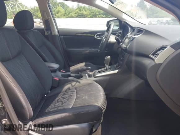 ✅ 2018 Nissan Sentra S • VIN: 3N1AB7AP2JY220155 • Lot: 42871342. Wystawiony na IAAI z przebiegiem 133 116 mil. Bezpłatny archiwum sprzedaży aukcyjnych z USA i szczegółowy raport historii pojazdu na DreamBid. Zdjęcie 5.